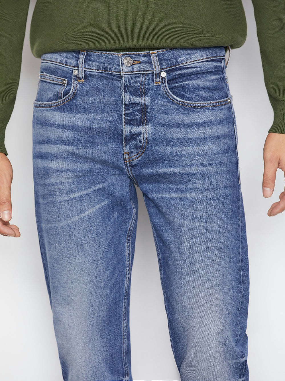 jeans detail view alt:size alt:fit1